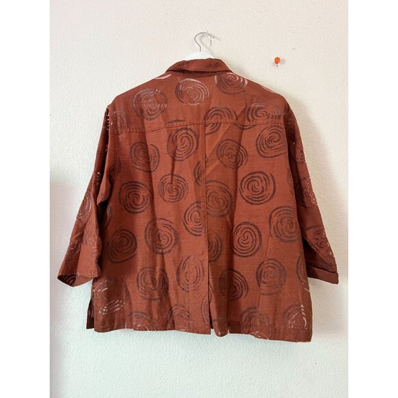 Chico's Design Brown Burnout Spiral Pattern 3/4 Sleeve Button-Up Shirt Size 2 - Picture 4 of 7